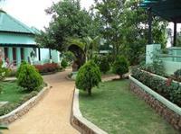 Hsaung Thazin Hotel Pyin Oo Lwin Buitenkant foto